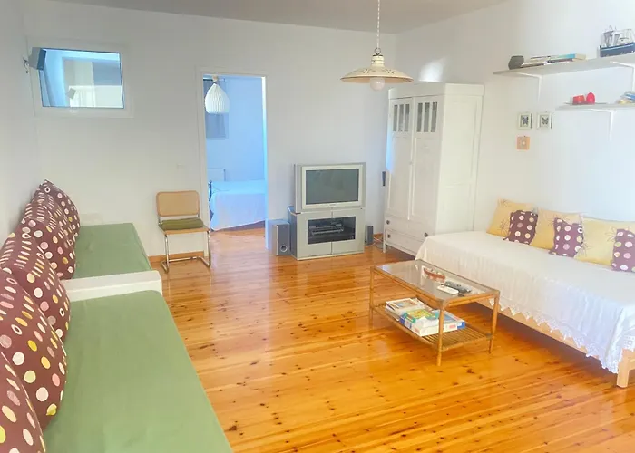 Maroussa S Apartment